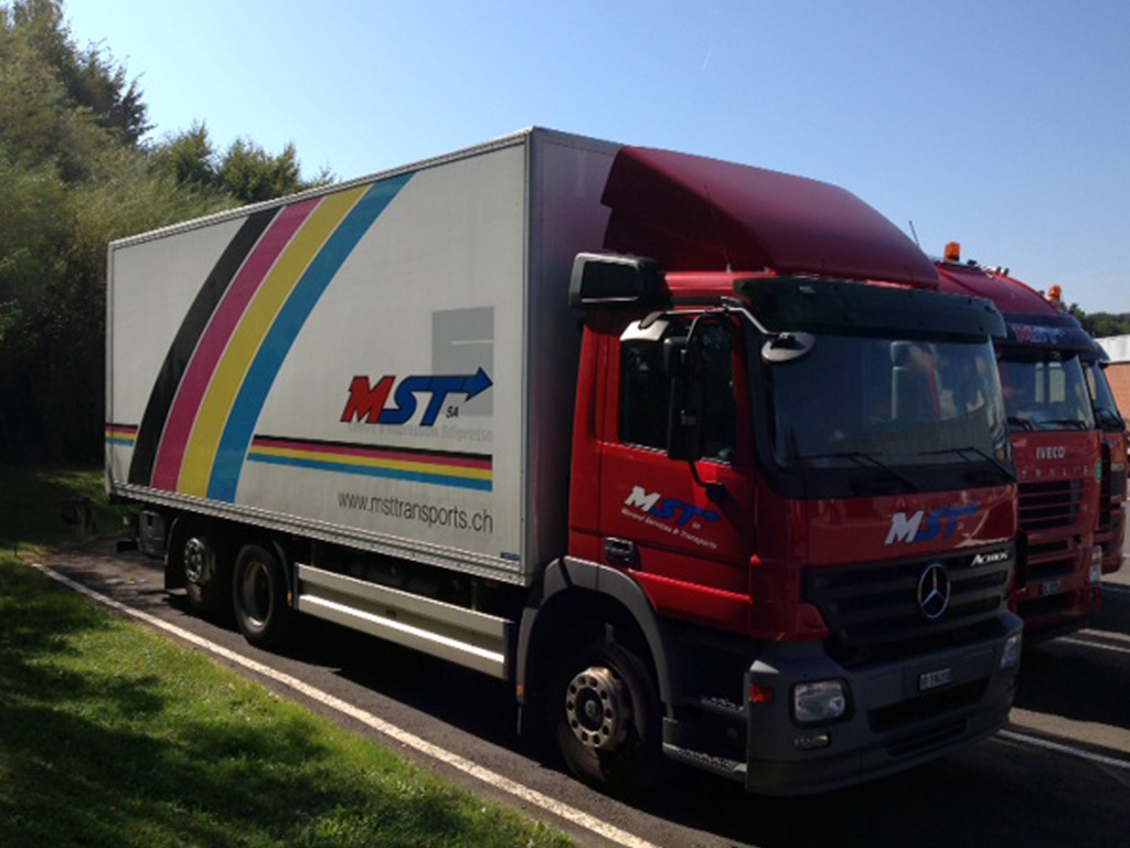 Mercedes-Benz Actros 2536 / porteur 26